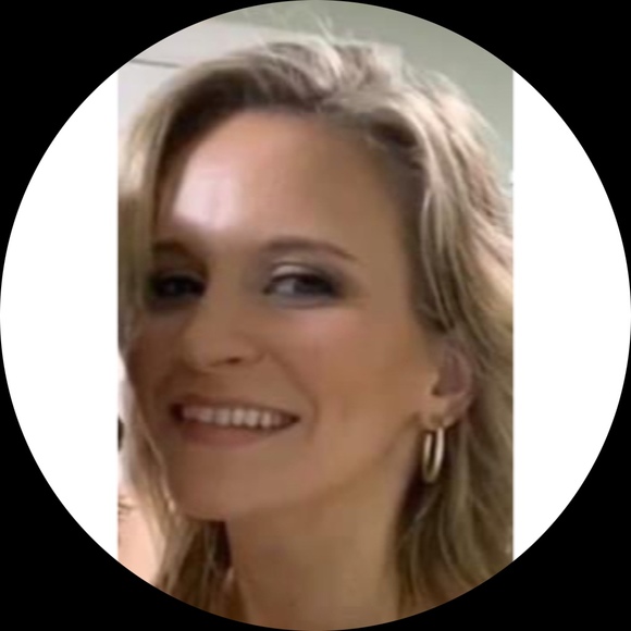 elliemacewan